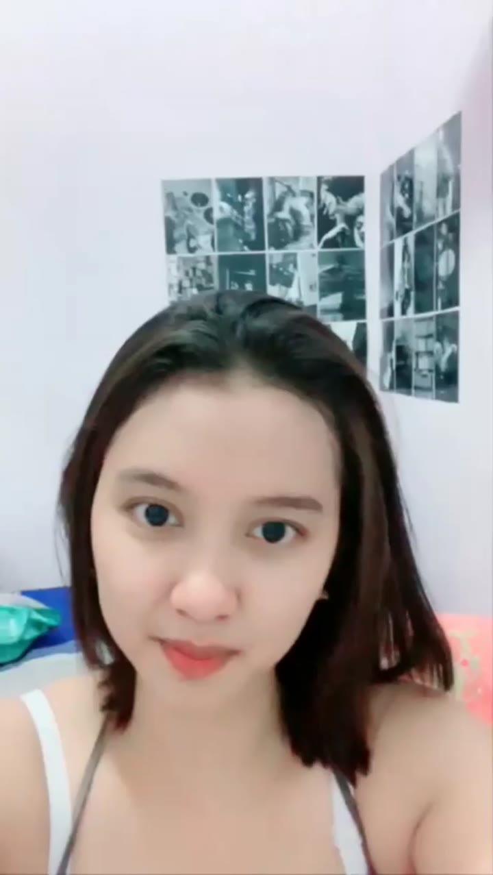 Angel Cantik Jilat Toket Menggoda Pascol