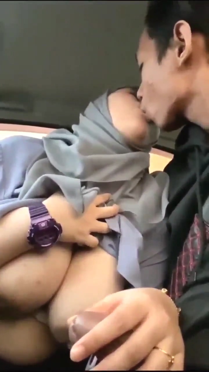 Ngentot Emak-Emak Hijab Toge