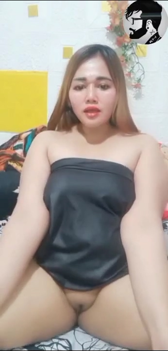 Memek Tembem Accel Tanpa Bulu Diomek