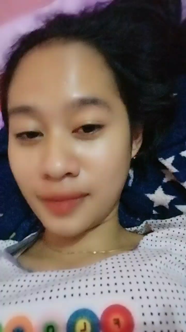 Nissa Spil Toketnya Live Sebelum Tidur